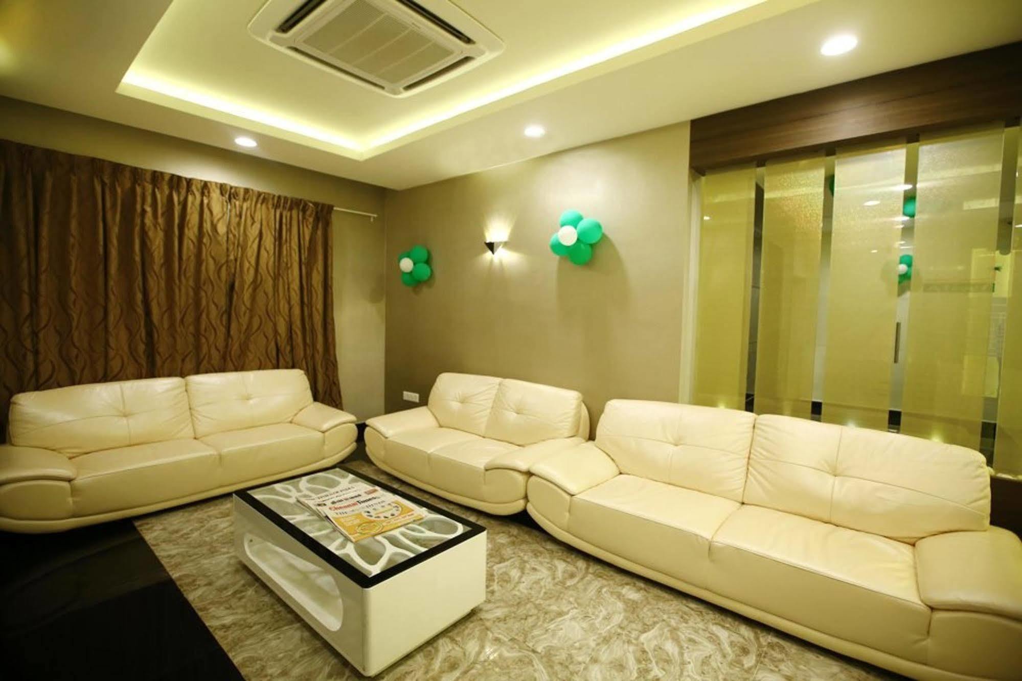 Fabhotel Alreef Residency Madras Buitenkant foto