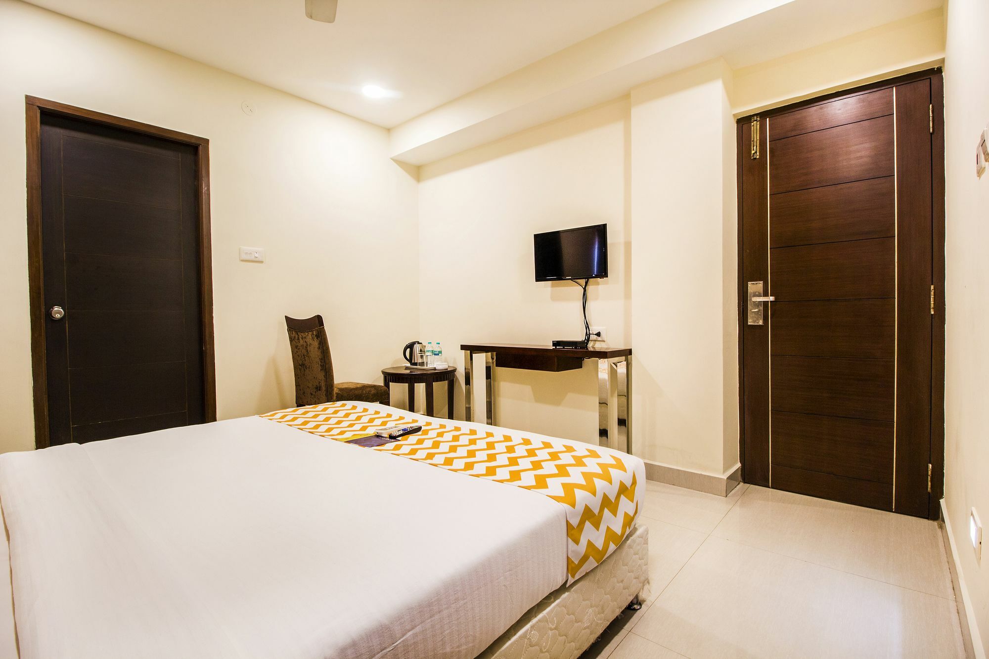 Fabhotel Alreef Residency Madras Buitenkant foto