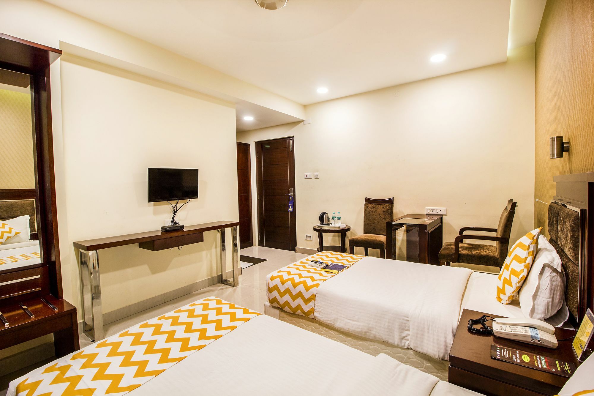 Fabhotel Alreef Residency Madras Buitenkant foto