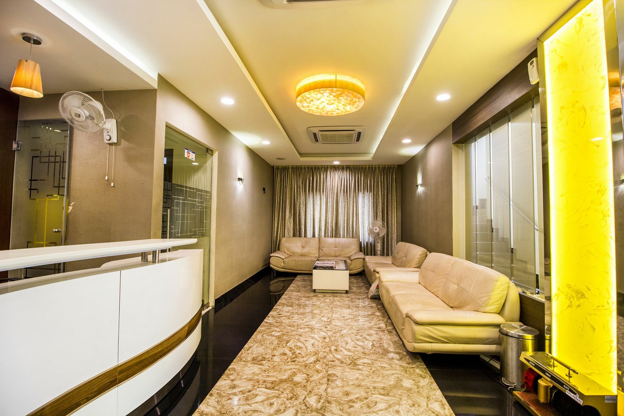 Fabhotel Alreef Residency Madras Buitenkant foto