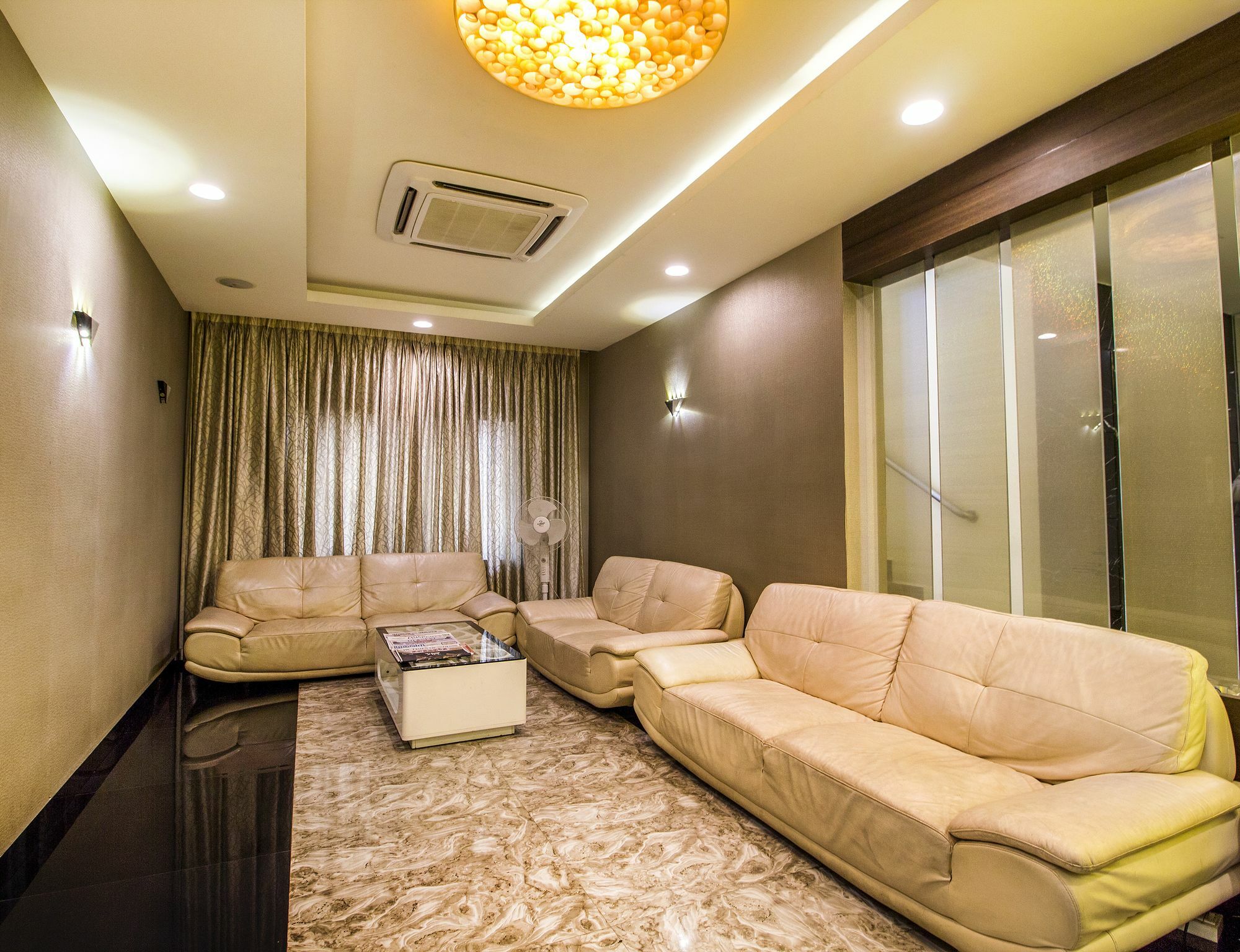 Fabhotel Alreef Residency Madras Buitenkant foto